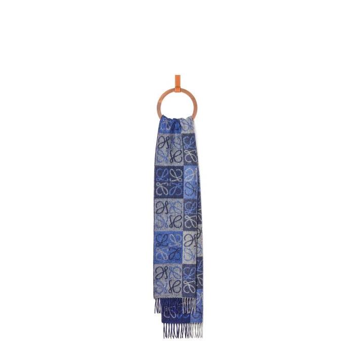 로에베 남성 스카프 숄 Checkerboard scarf in wool&amp;cashmere Blue F810487X17-5100이끌라로에베