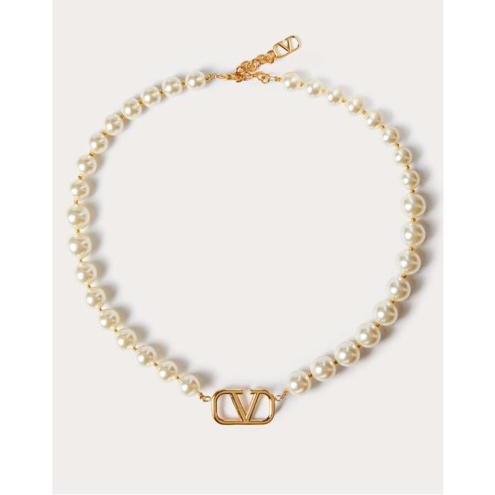 발렌티노 여성 목걸이 Vlogo Signature Metal Necklace With Swarovski® Pearls for Woman in Gold | Valentino GB WJ0P13UXM_0O3이끌라발렌티노