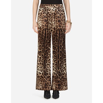 돌체앤가바나 여성 바지 데님 Leopard print satin pajama pants FTAMPTFSAXYHY13M이끌라돌체 앤 가바나