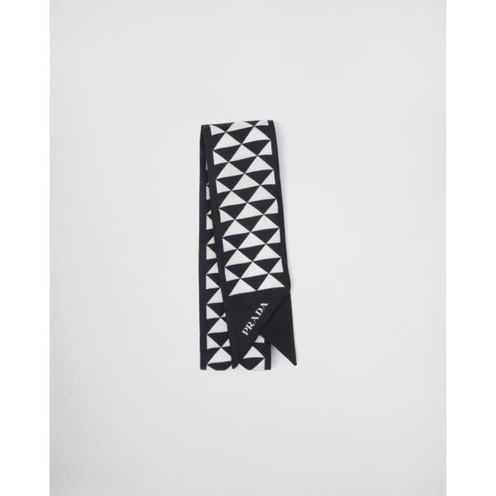 프라다 여성 스카프 숄 1FF008_2DTP_F0967 Printed silk twill scarf이끌라프라다