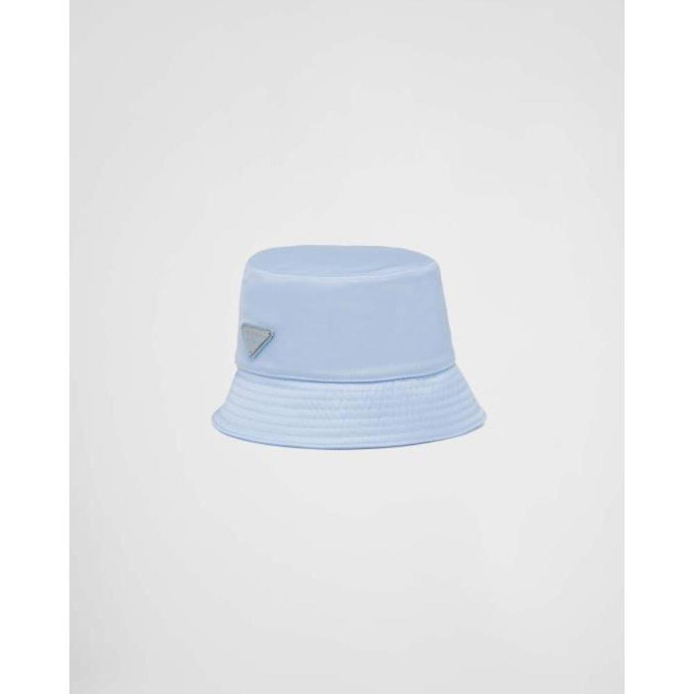 프라다 여성 모자 1HC137_2DMI_F0076 Re Nylon bucket hat이끌라프라다