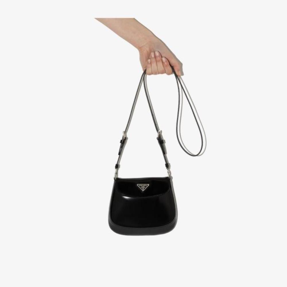 프라다 여성 숄더백 크로스백 black Cleo mini leather shoulder bag 17781662_1BH188VHOOZO6이끌라프라다