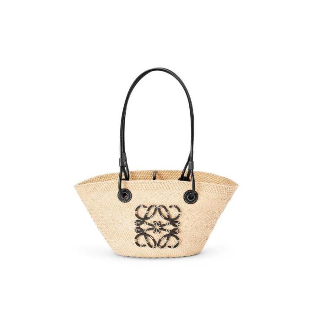 로에베 여성 토트백 탑핸들백 Small Anagram Basket bag in iraca palm&amp;calfskin Natural/Black A223P65X01이끌라로에베