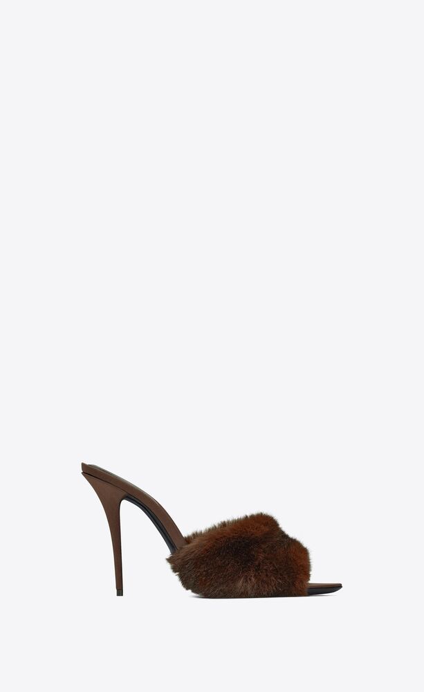 생로랑 여성 샌들 슬리퍼 731582AABNO6023 la 16 heeled mules in animal free fur and smooth leather이끌라생로랑