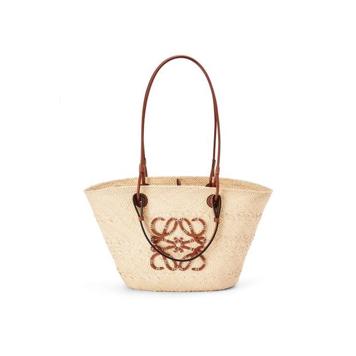 로에베 여성 토트백 탑핸들백 Anagram Basket bag in iraca palm&amp;calfskin Natural/Tan A223T43X02-2435이끌라로에베
