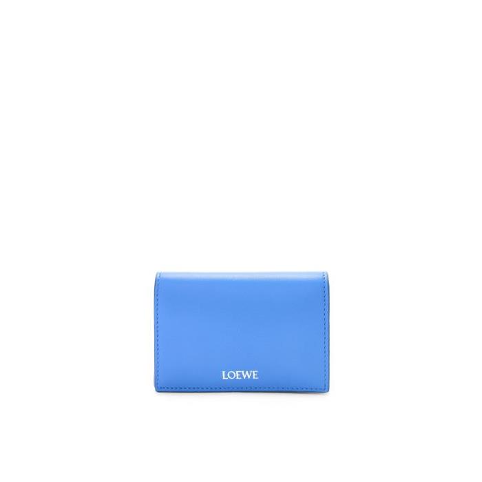 로에베 남성 반지갑 Folded wallet in shiny nappa calfskin Seaside Blue CEM1Q94X01-5695이끌라로에베