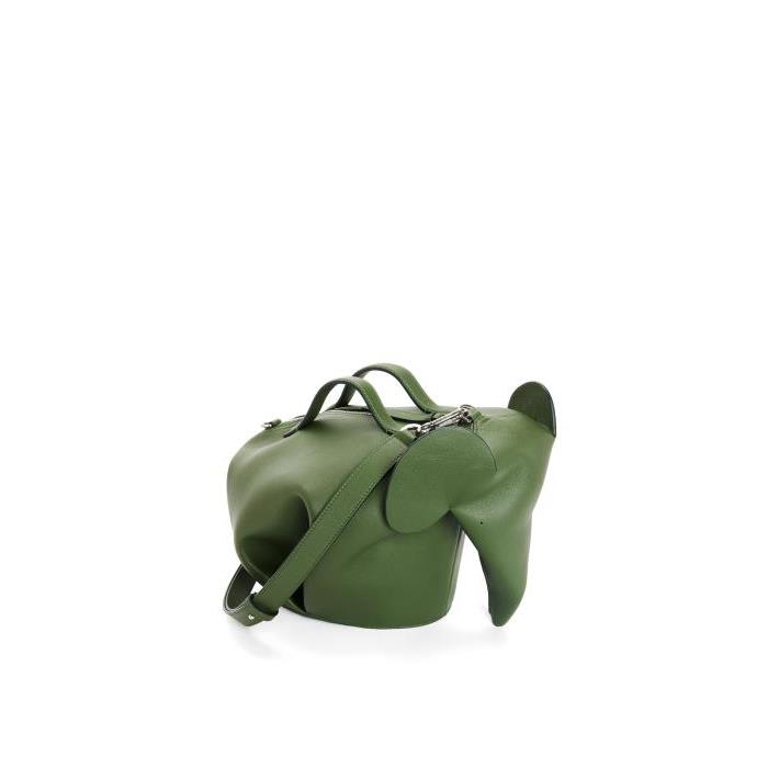 로에베 남성 토트백 탑핸들백 Large Elephant bag in classic calfskin Hunter Green B623A18X01-4700이끌라로에베