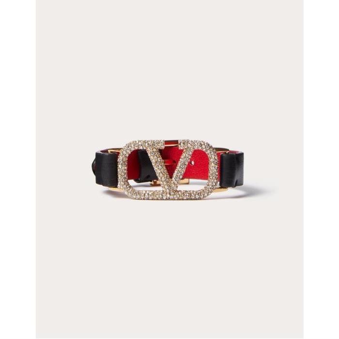 발렌티노 여성 팔찌 Vlogo Signature Leather Bracelet With Swarovski® Crystals for Woman in Black/pure Red | Valentino GB WJ0S31JGH_GK5이끌라발렌티노