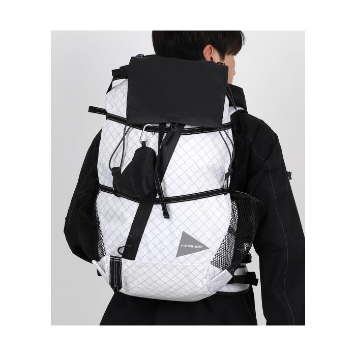 AND WANDER 남성 백팩 [AND WANDER]Ecopak 40L Backpack Off White (5744975190 031)(에코팩 40L 백팩) 5744975190-031이끌라기본브랜드